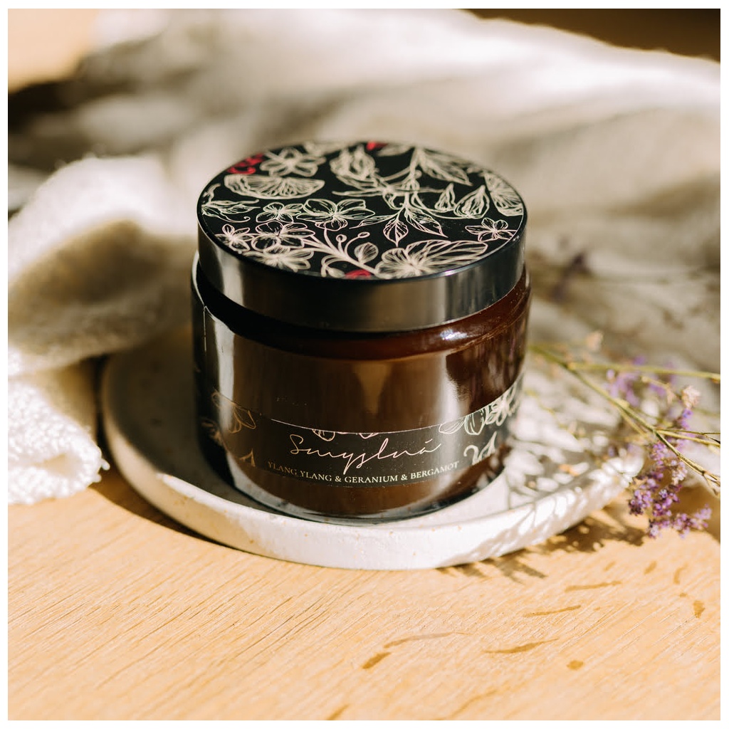 Ylang ylang & Geranium | Přírodní sójová svíčka | 500 ml